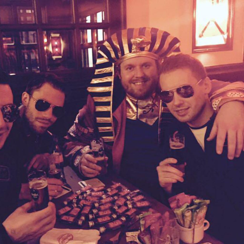 Christoph Oberheide mit einigen Freunden an Karneval