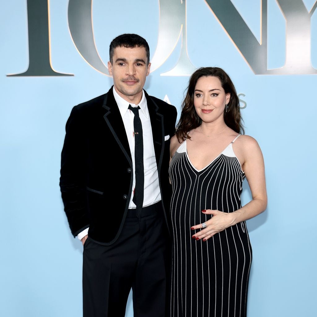 Christopher Abbott und Aubrey Plaza bei den 79. Tony Awards in der Radio City Music Hall in New York City.
