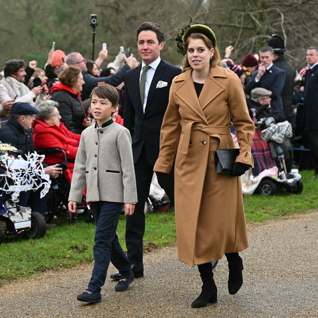 Christopher Woolf, Edoardo Mapelli Mozzi und Prinzessin Beatrice im Dezember 2024