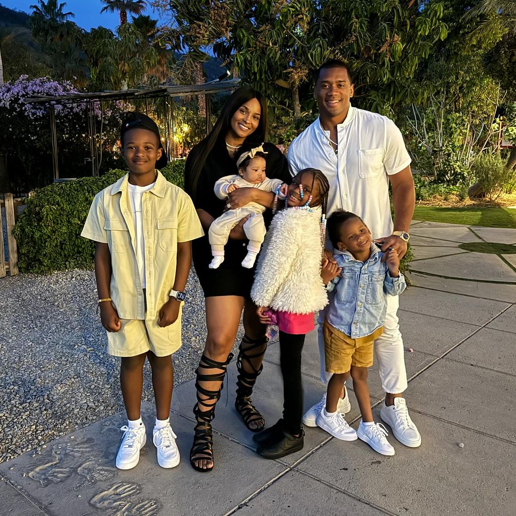 Ciara und Russell Wilson mit ihren vier Kindern