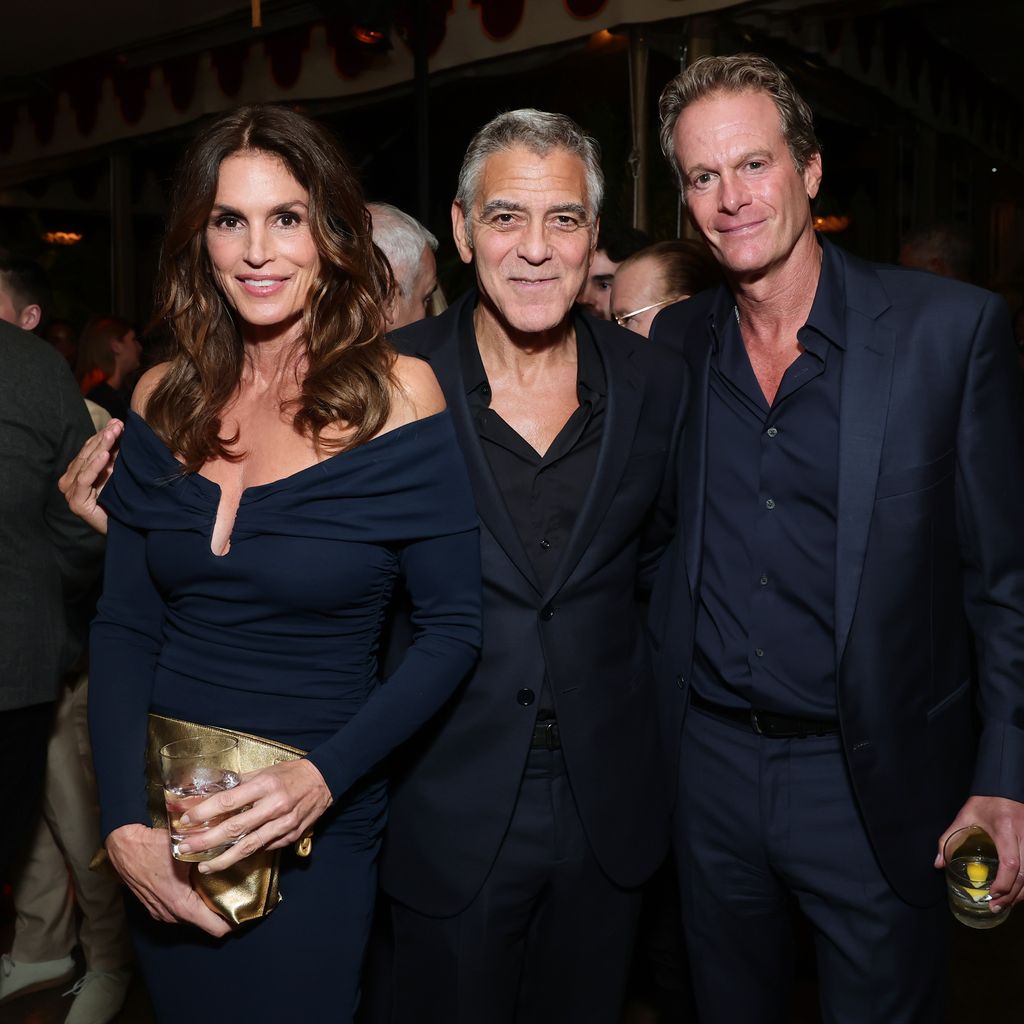 Cindy Crawford, George Clooney und Rande Gerber bei der Netflix-Premiere von "Jay Kelly" in Los Angeles