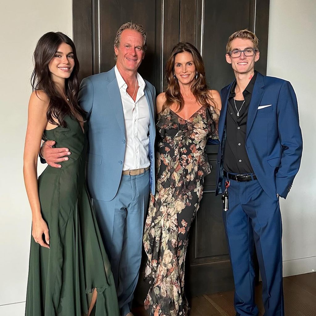 Kaia Gerber, Rande Gerber, Cindy Crawford und Presley Gerber (v.l.n.r.)