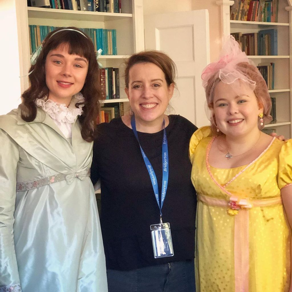 Claudia Jessie, Julia Quinn und Nicola Coughlan