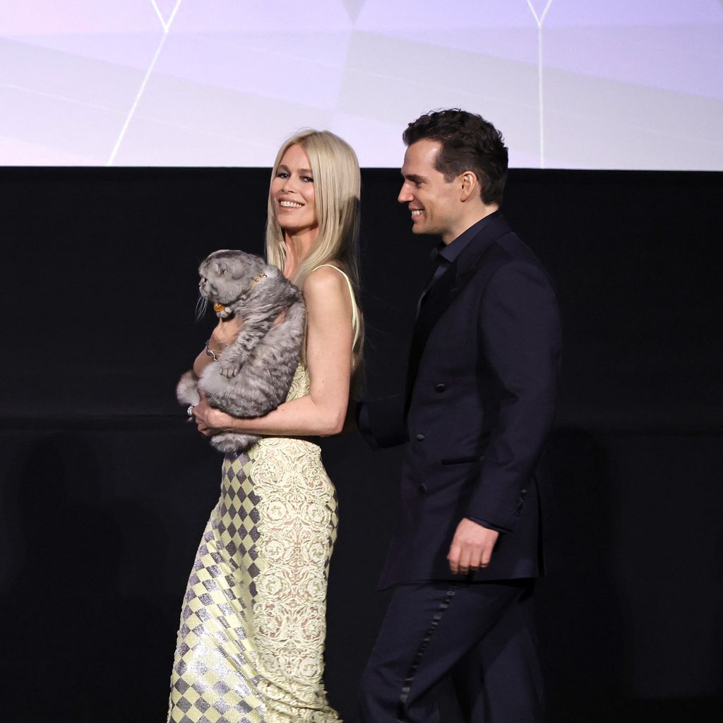 Claudia Schiffer, Chip und Henry Cavill auf der Premiere von "Argylle"