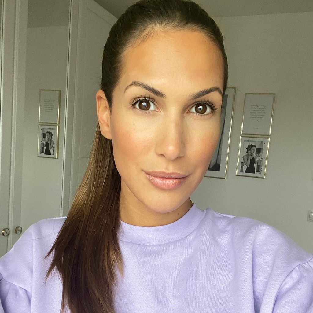 Clea-Lacy Juhn, Social-Media-Star