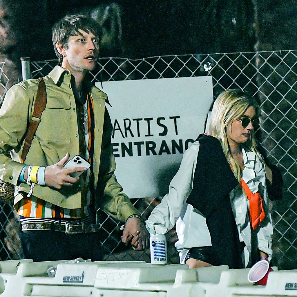 Cody John und Emma Roberts beim Coachella im April 2023