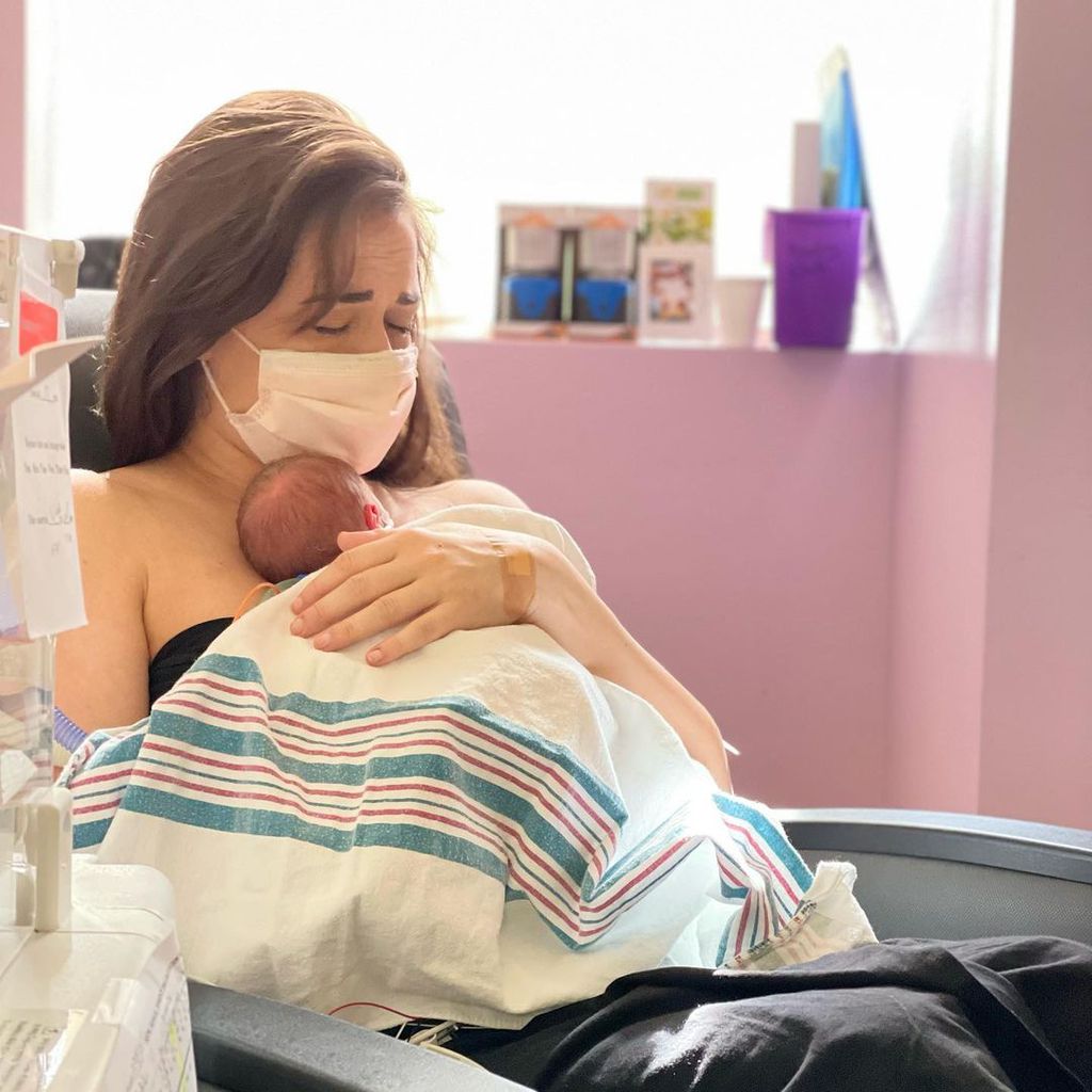 Colleen Ballinger mit ihrem Baby