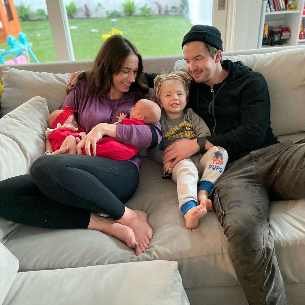 Colleen Ballinger mit ihrer Familie im Dezember 2021