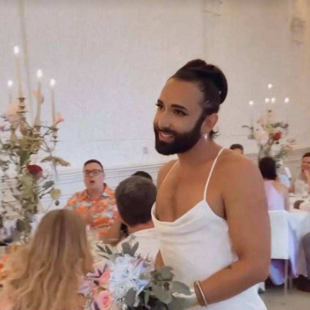 Conchita Wurst im Brautkleid