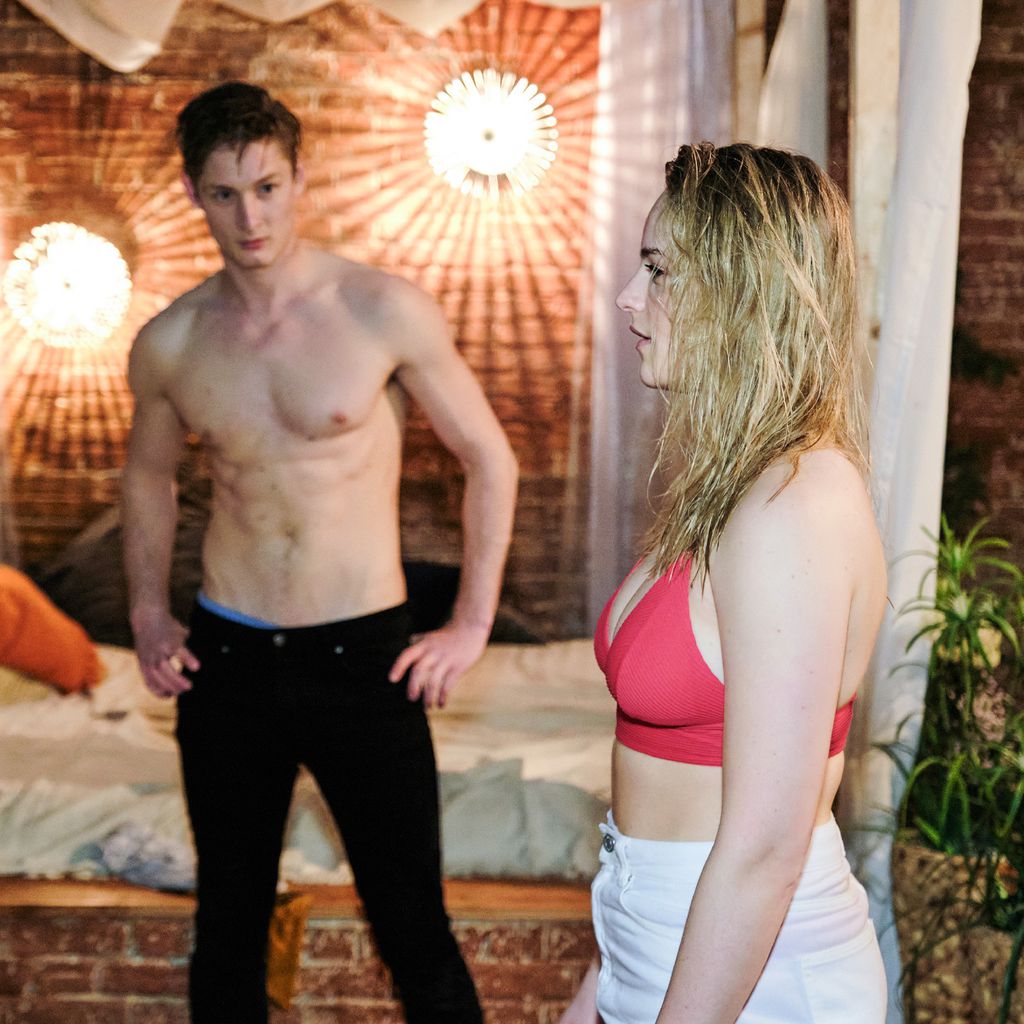 Conor (Yannik Meyer) und Cecilia (Carina Koller) bei "Unter uns"