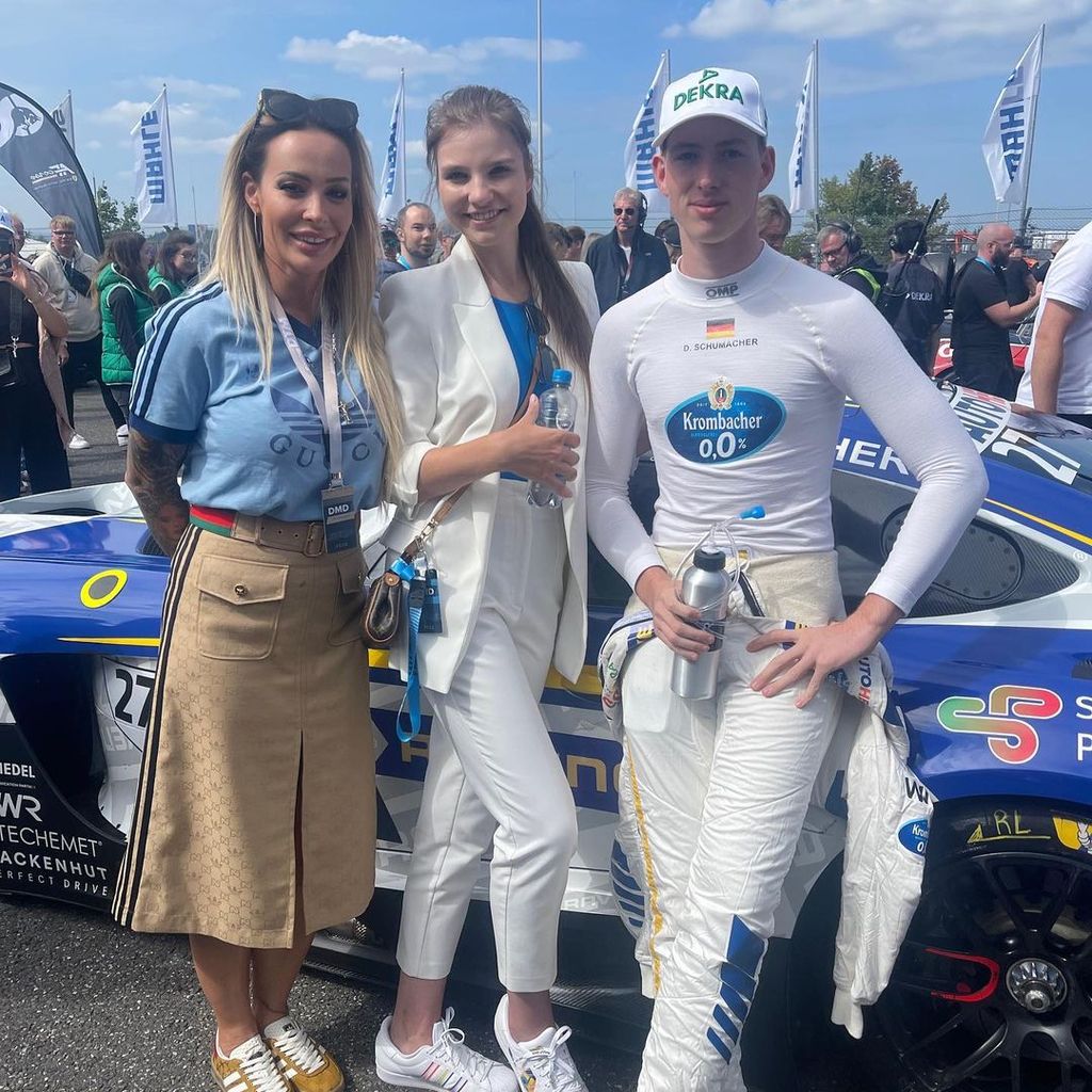 Cora Schumacher mit Sohn David und dessen Freundin