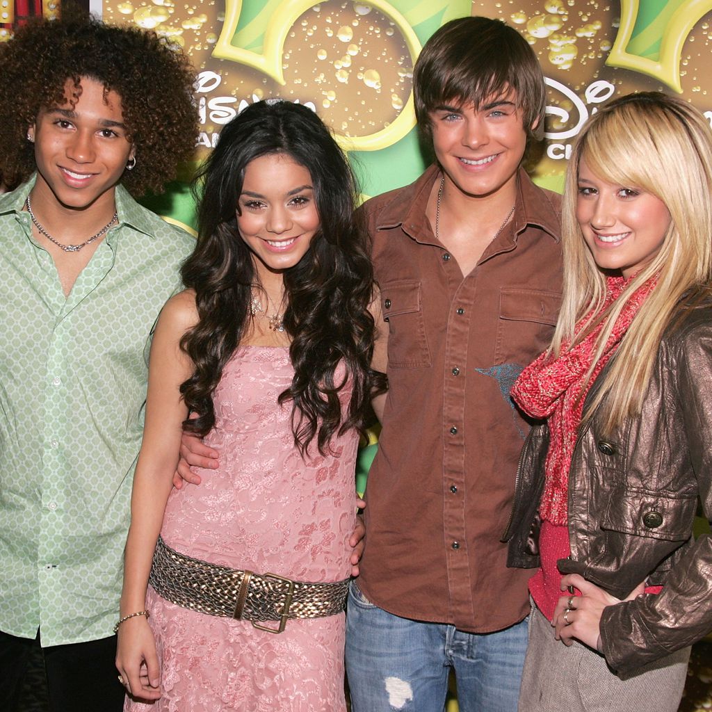 Corbin Bleu, Vanessa Hudgens, Zac Efron und Ashley Tisdale im Dezember 2005