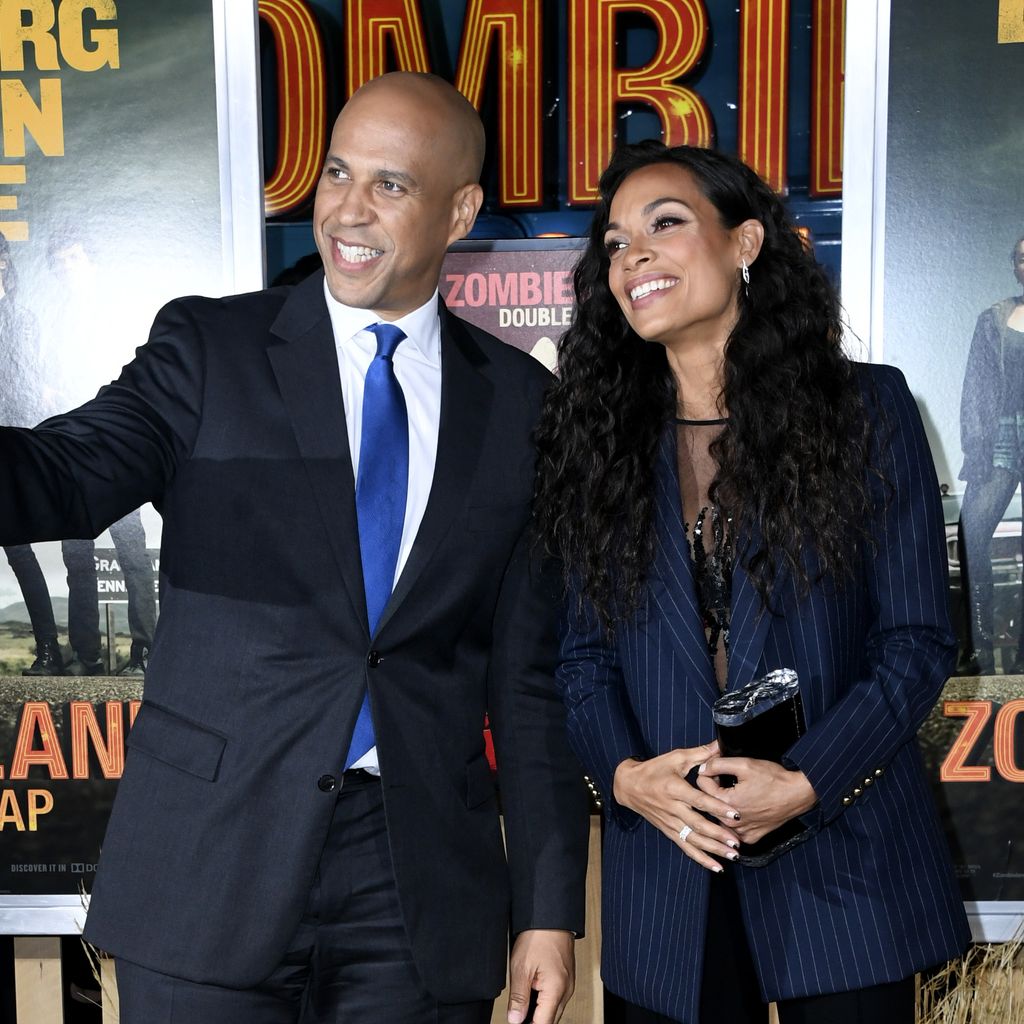 Cory Booker und Rosario Dawson im Oktober 2019 in Westwood