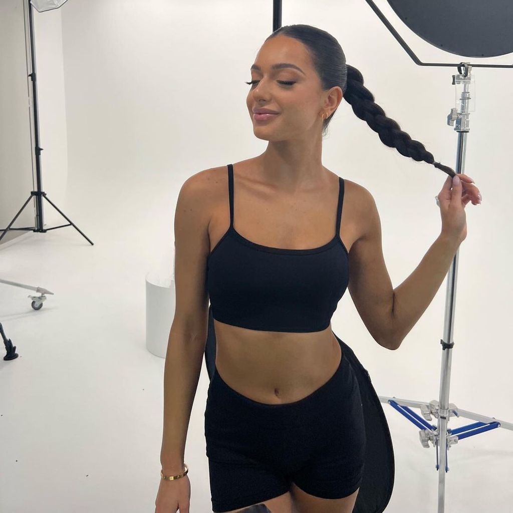Costeen Hatzi, Influencerin