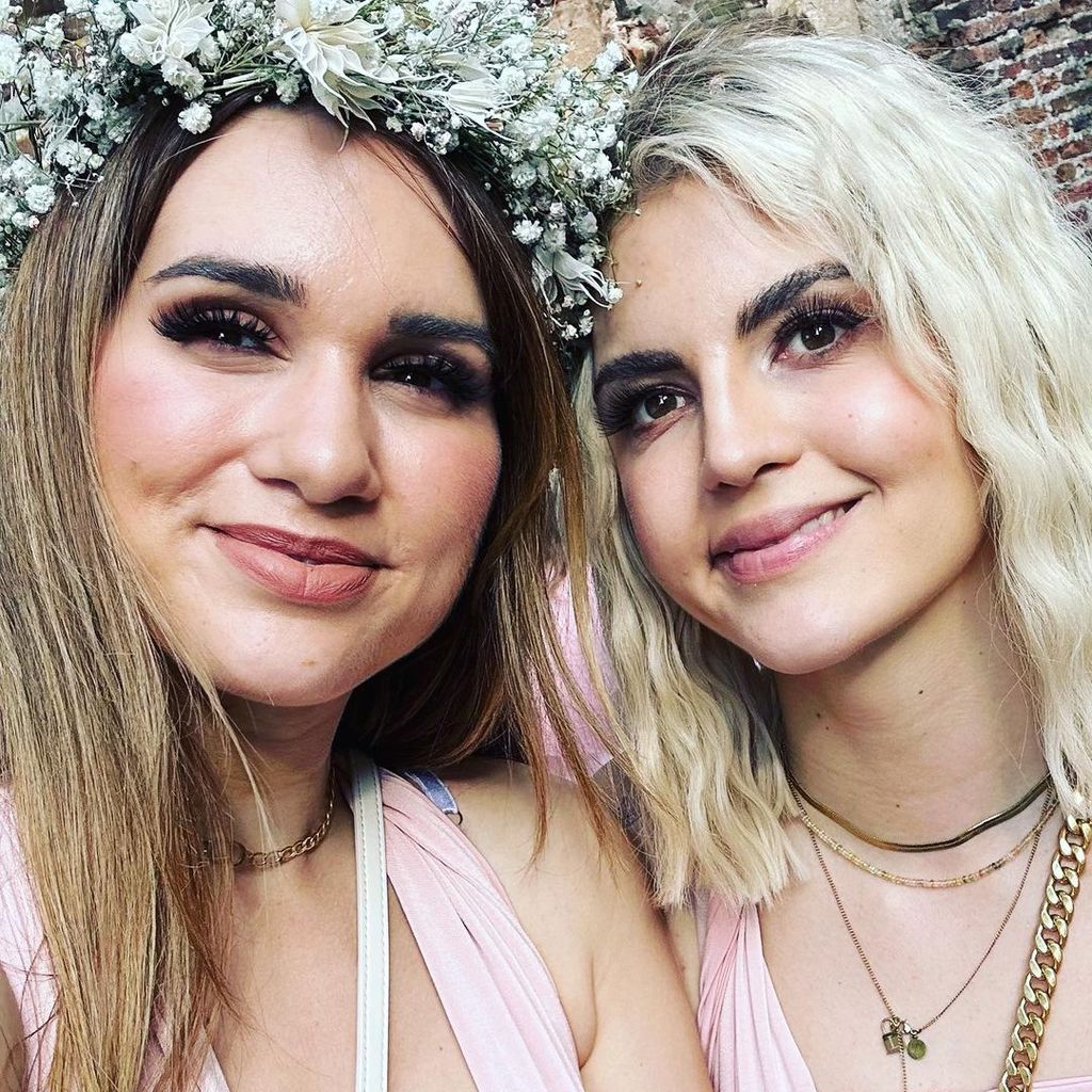 Coupleontour-Nessi und -Ina, Influencerinnen