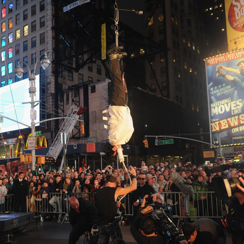 Magier Criss Angel bei einer Zaubershow in New York