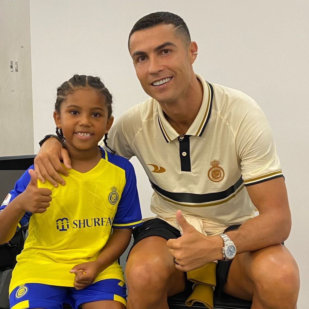 Cristiano Ronaldo mit Kim Kardashians Sohn Saint