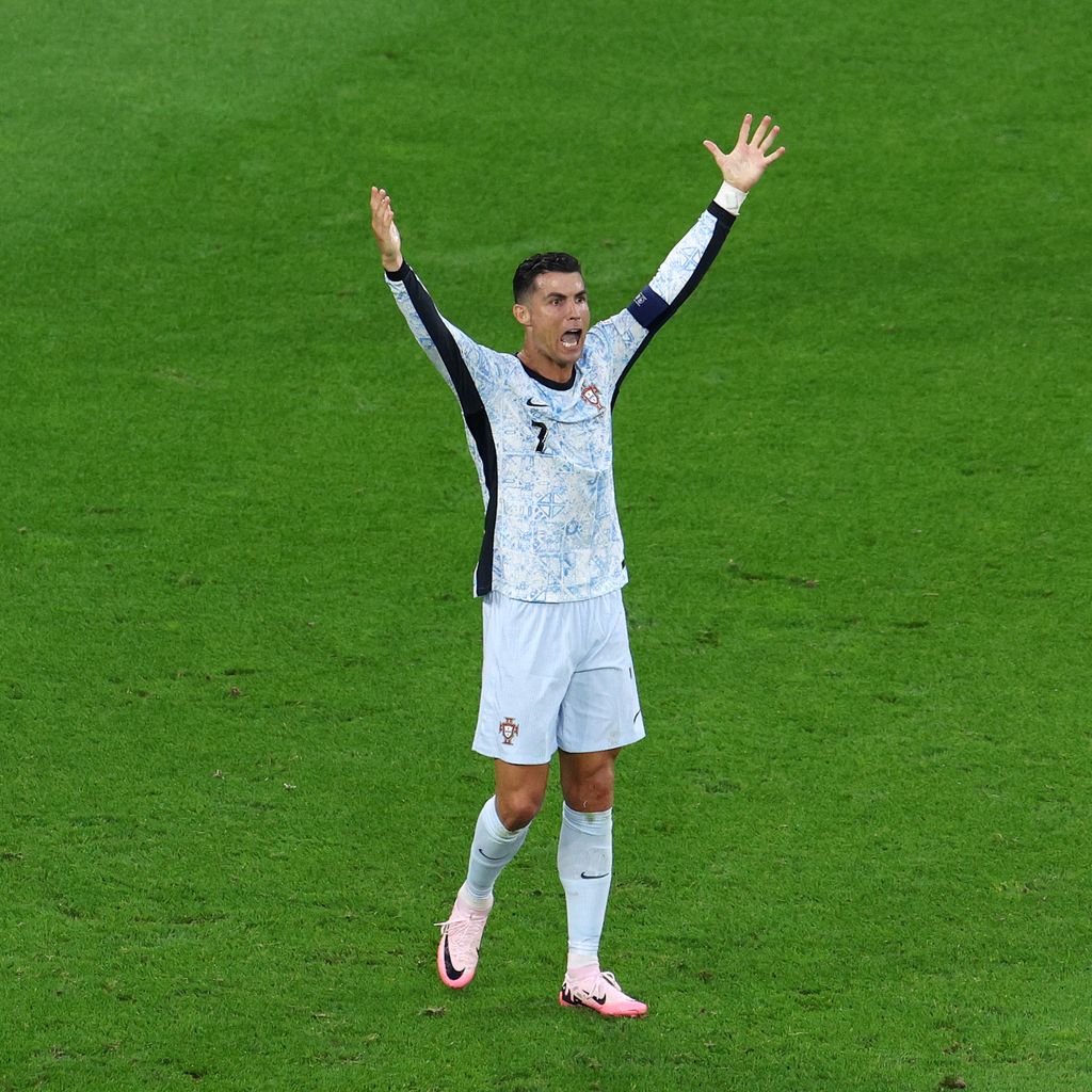 Cristiano Ronaldo, Fußballprofi