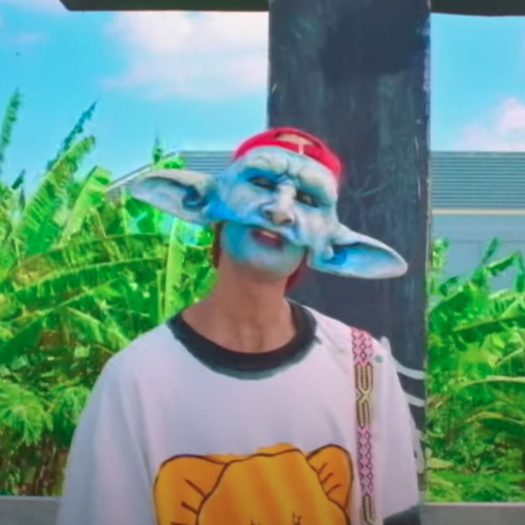 Cro mit neuer Maske