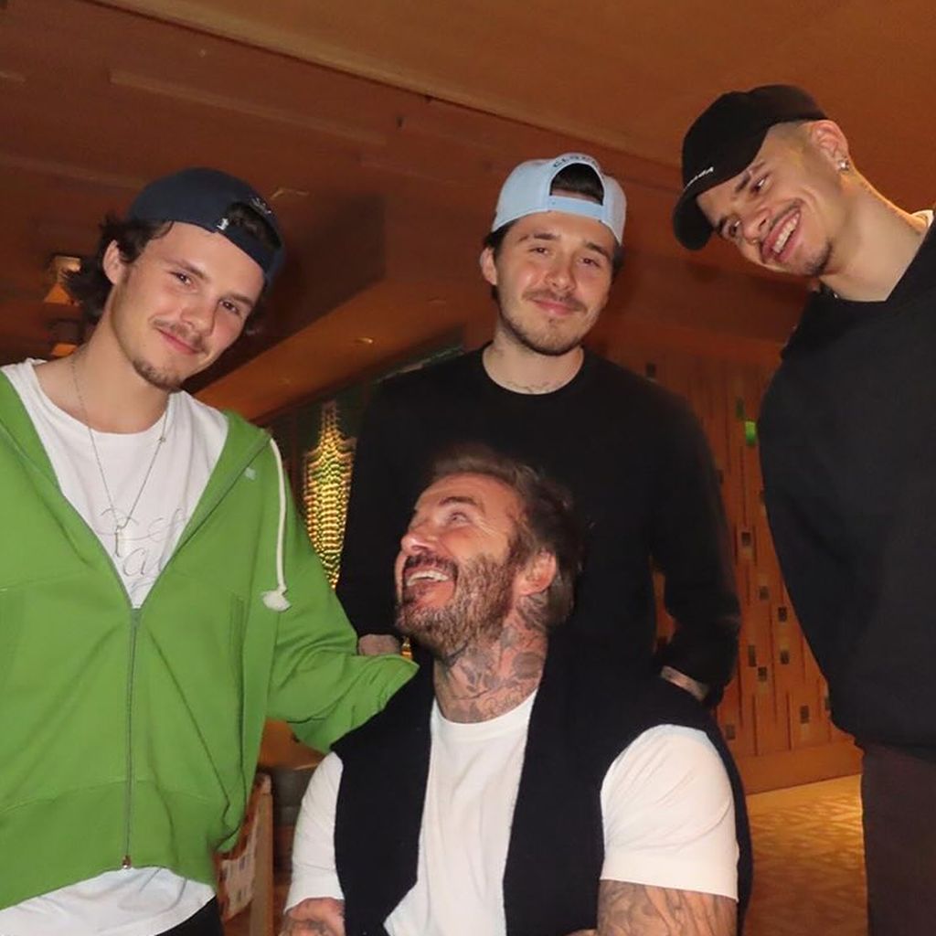 Cruz Beckham, Brooklyn Peltz-Beckham, Romeo Beckham und Davic Beckham
