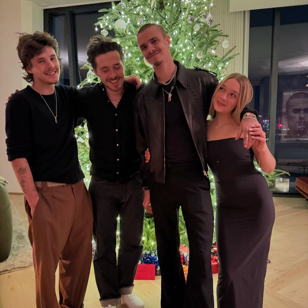Cruz, Brooklyn, Romeo und Harper Beckham an Weihnachten 2024