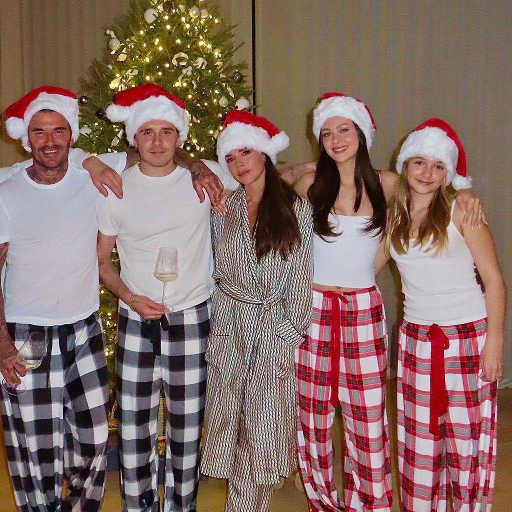 Cruz, David, Brooklyn, Victoria, Nicola und Harper Beckham feiern Weihnachten