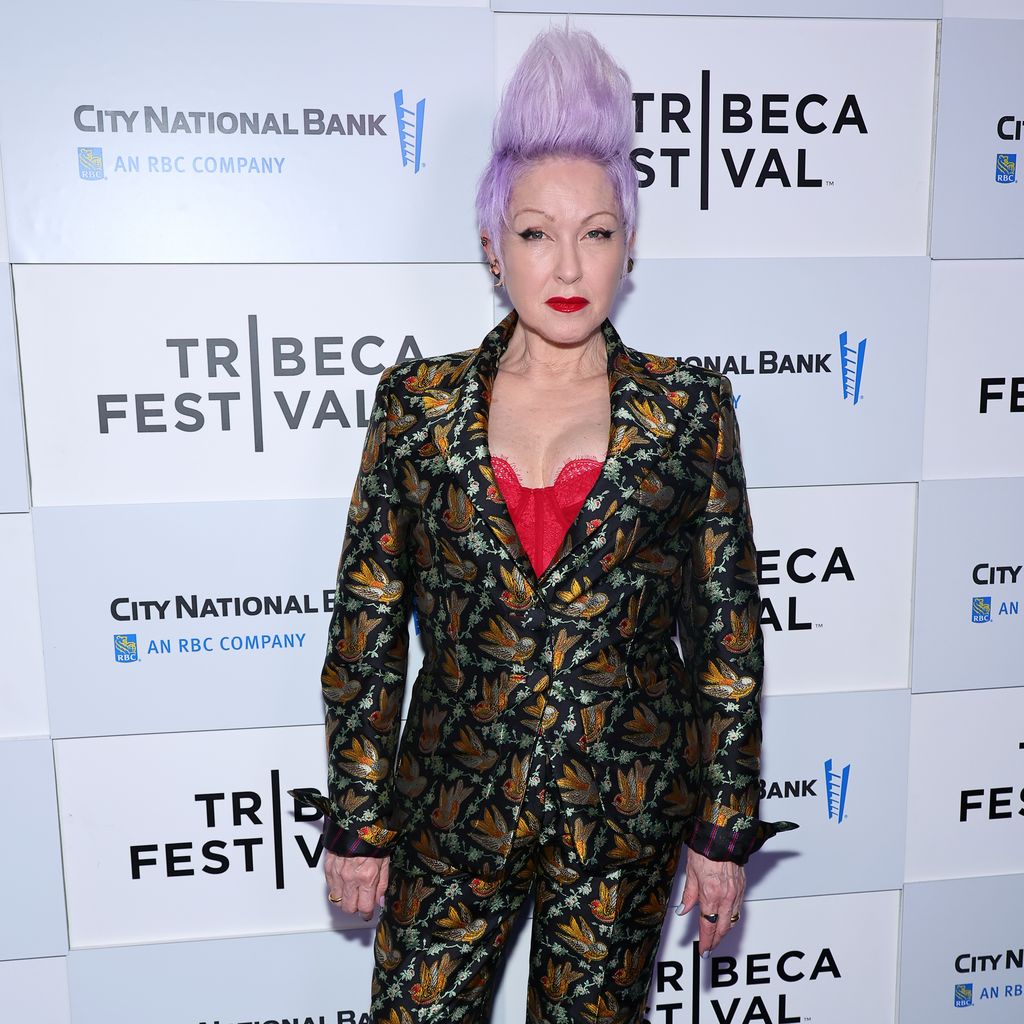 Cyndi Lauper, Pop-Ikone