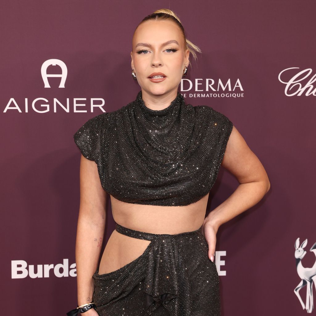Dagi Bee, YouTuberin