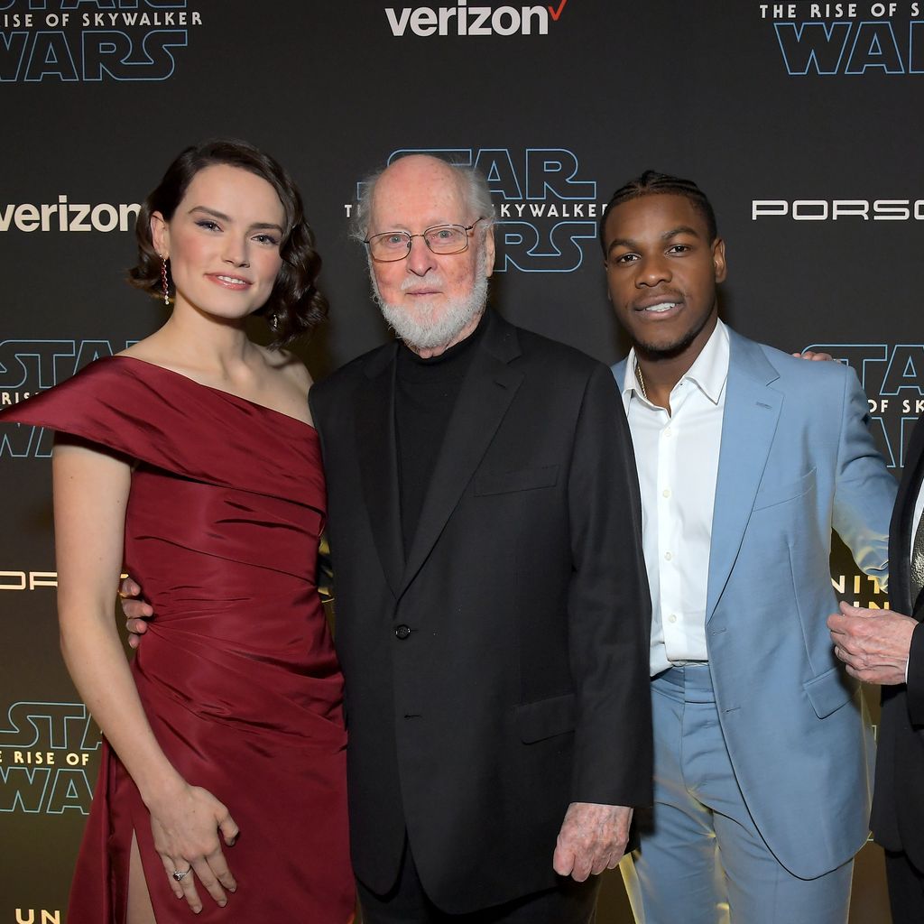 Daisy Ridley, John Williams, John Boyega, Anthony Daniels auf der Star Wars-Premiere, Dezember 2019