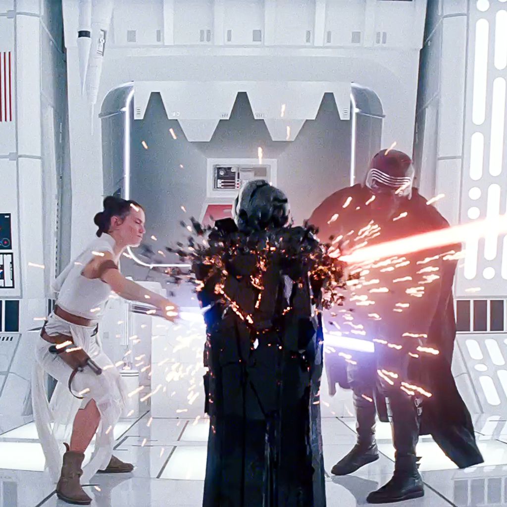 Daisy Ridley und Adam Driver in "Star Wars: Der Aufstieg Skywalkers"