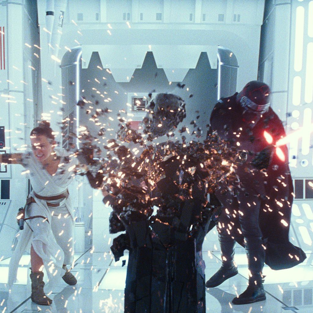 Daisy Ridley und Adam Driver in "Star Wars: Der Aufstieg Skywalkers"