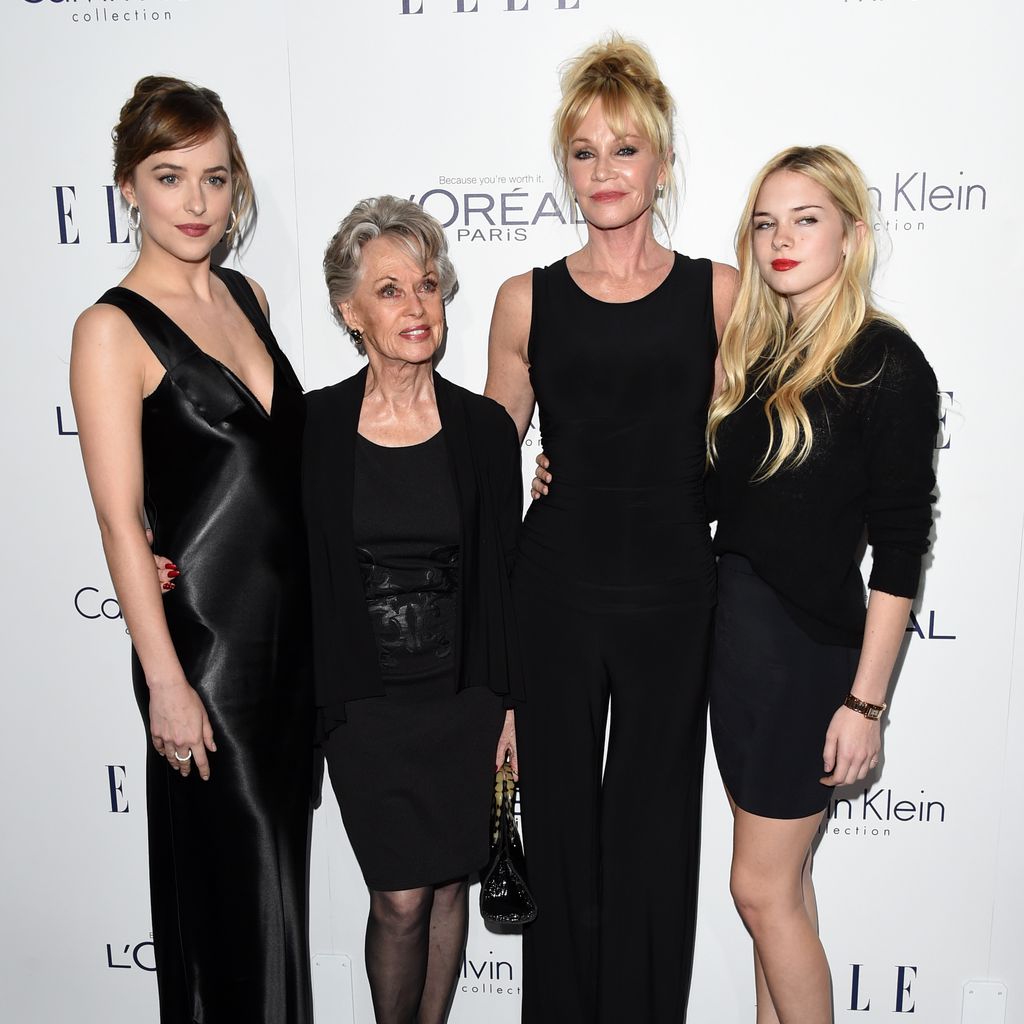 Dakota Johnson, Tippi Hedren, Melanie Griffith und Stella Banderas