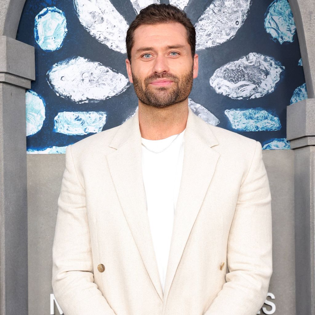 Dakota Mortensen bei der Premiere von "The Secret Lives of Mormon Wives" Staffel 2 in Los Angeles
