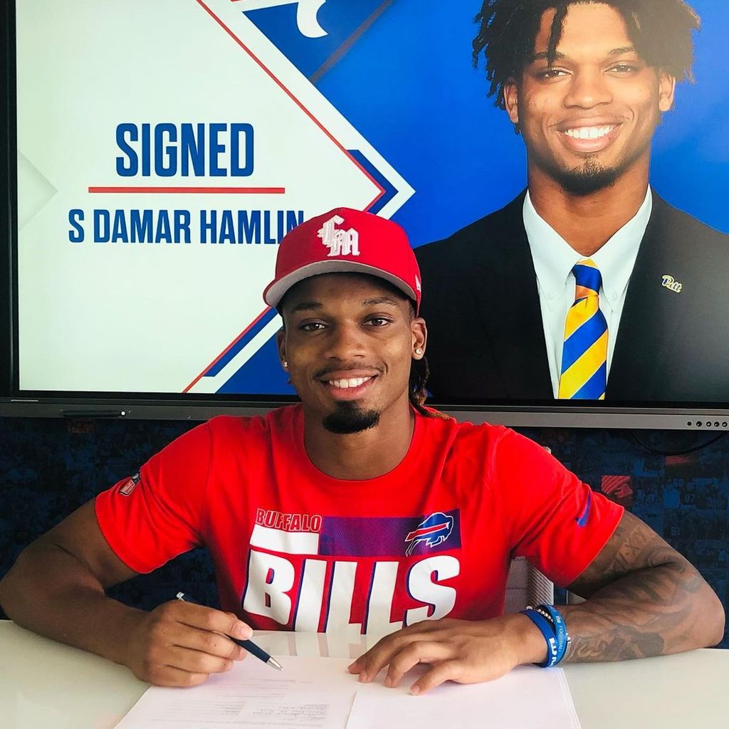 Damar Hamlin, Football-Star