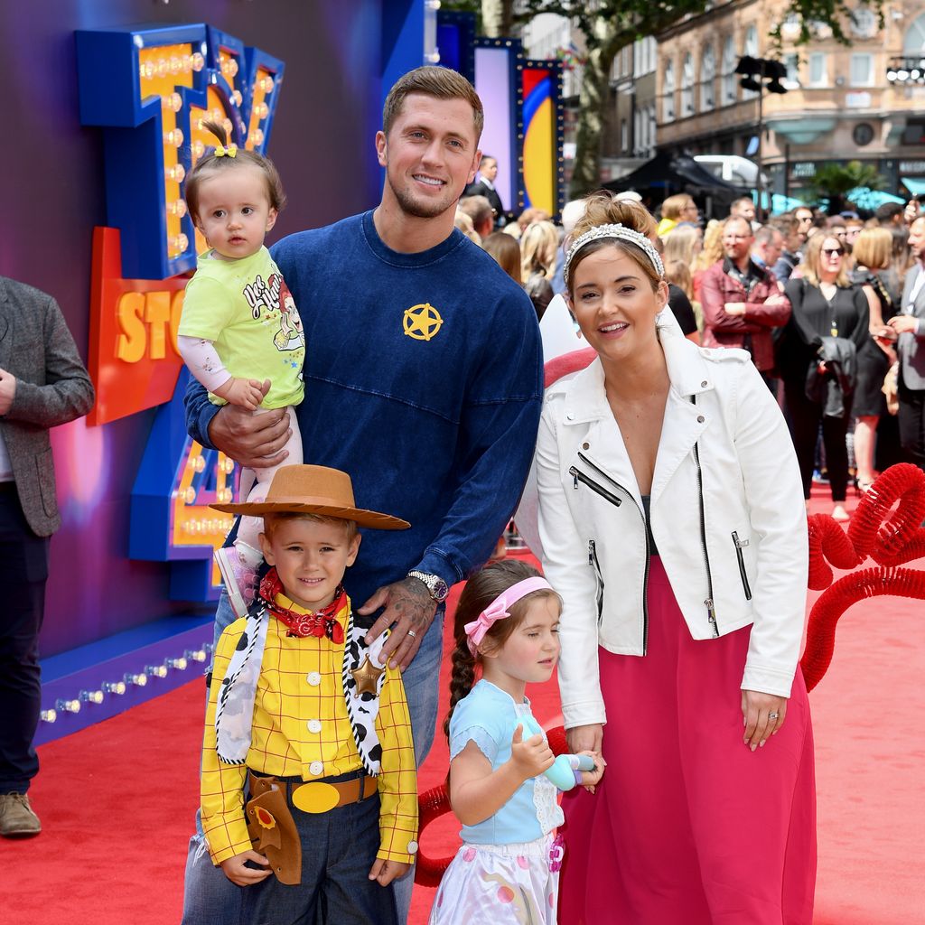 Dan Osborne und Jacqueline Jossa mit ihren Kindern, Juni 2019