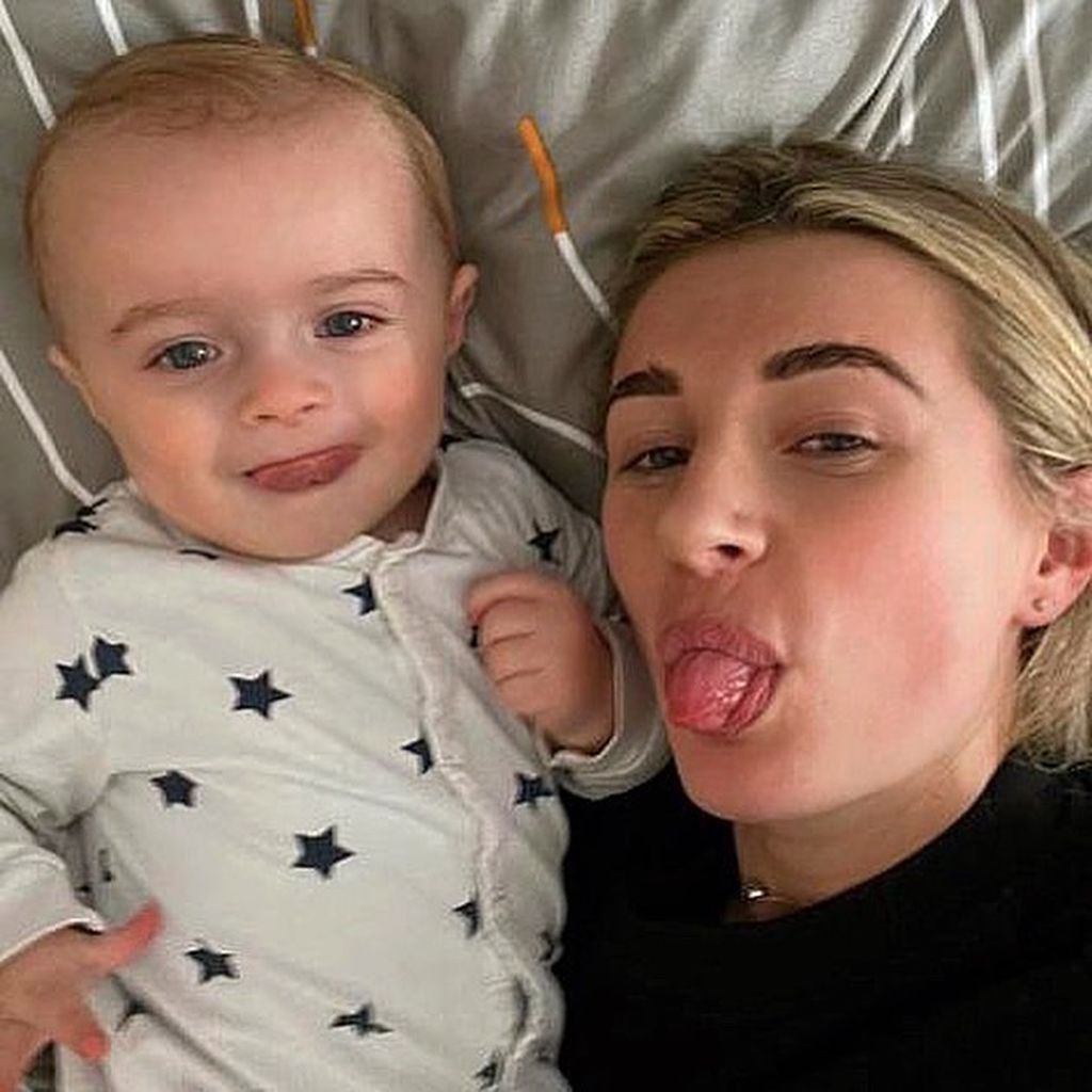 Dani Dyer und ihr Sohn Santiago