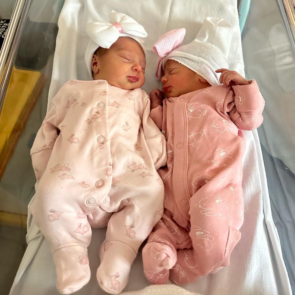 Dani Dyers Zwillinge im Mai 2023