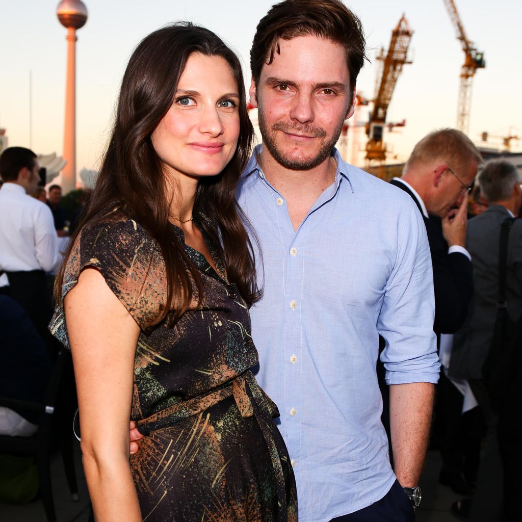 Daniel Brühl und seine schwangere Freundin Felicitas Rombold bei der Eröffnung der UFA-Filmnächte