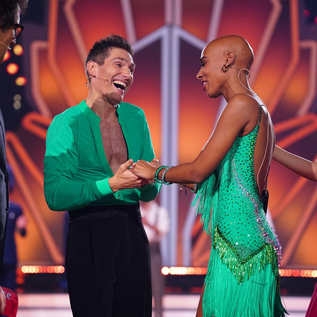 Daniel Hartwich, Christian Polanc, Sharon Battiste und Victoria Swarowski bei "Let's Dance"
