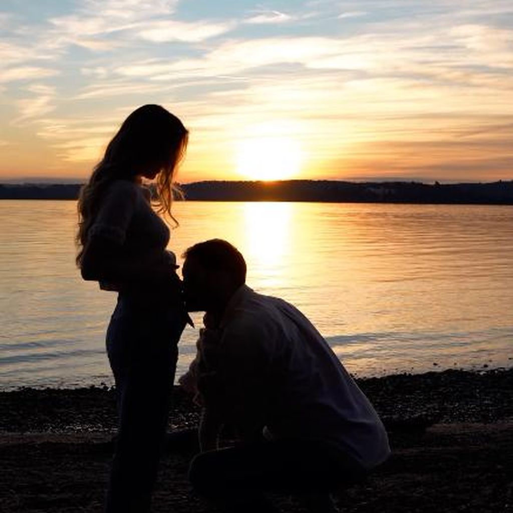 Daniel Lott und seine schwangere Ehefrau Eva