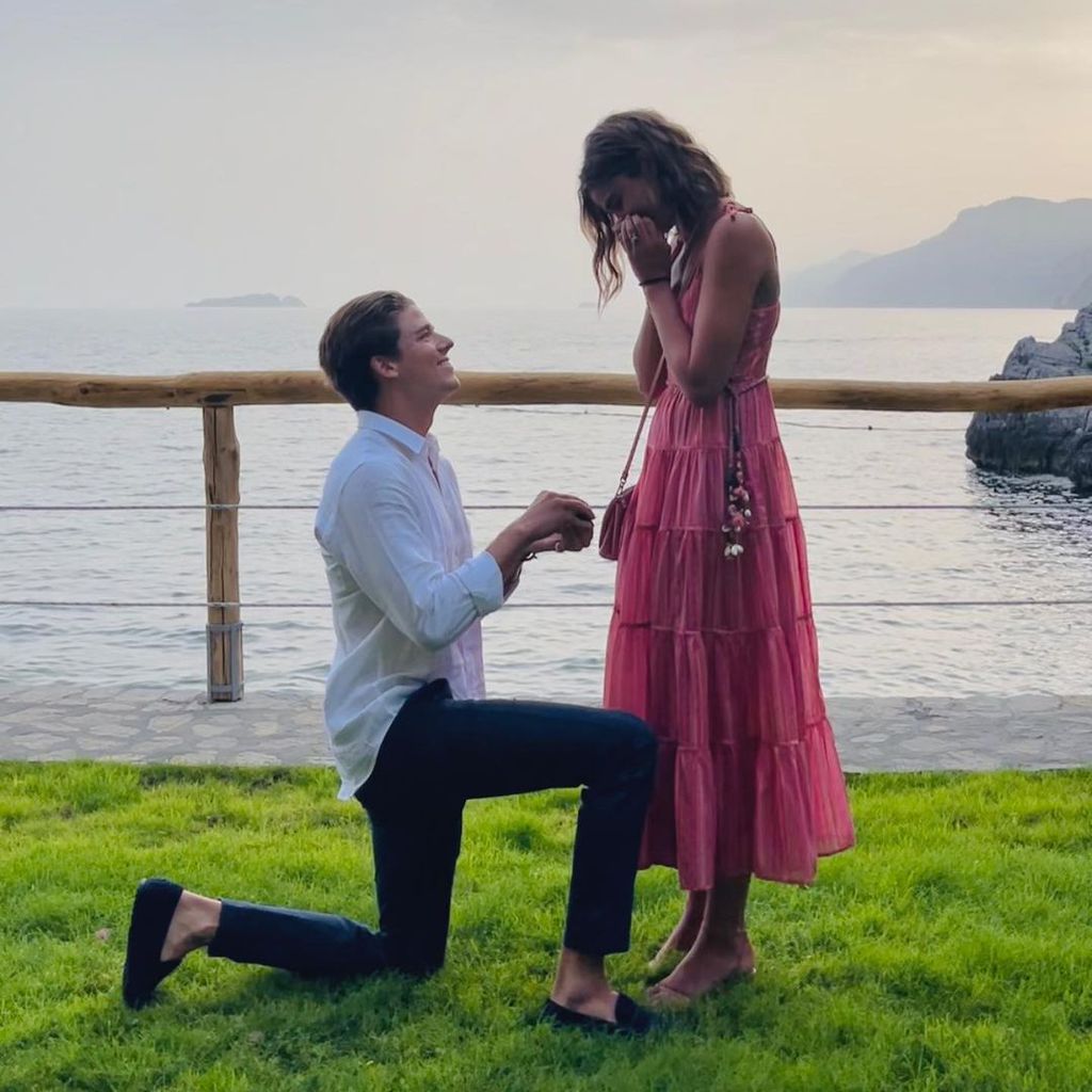 Taylor Hill und ihr Verlobter Daniel im Juni 2021