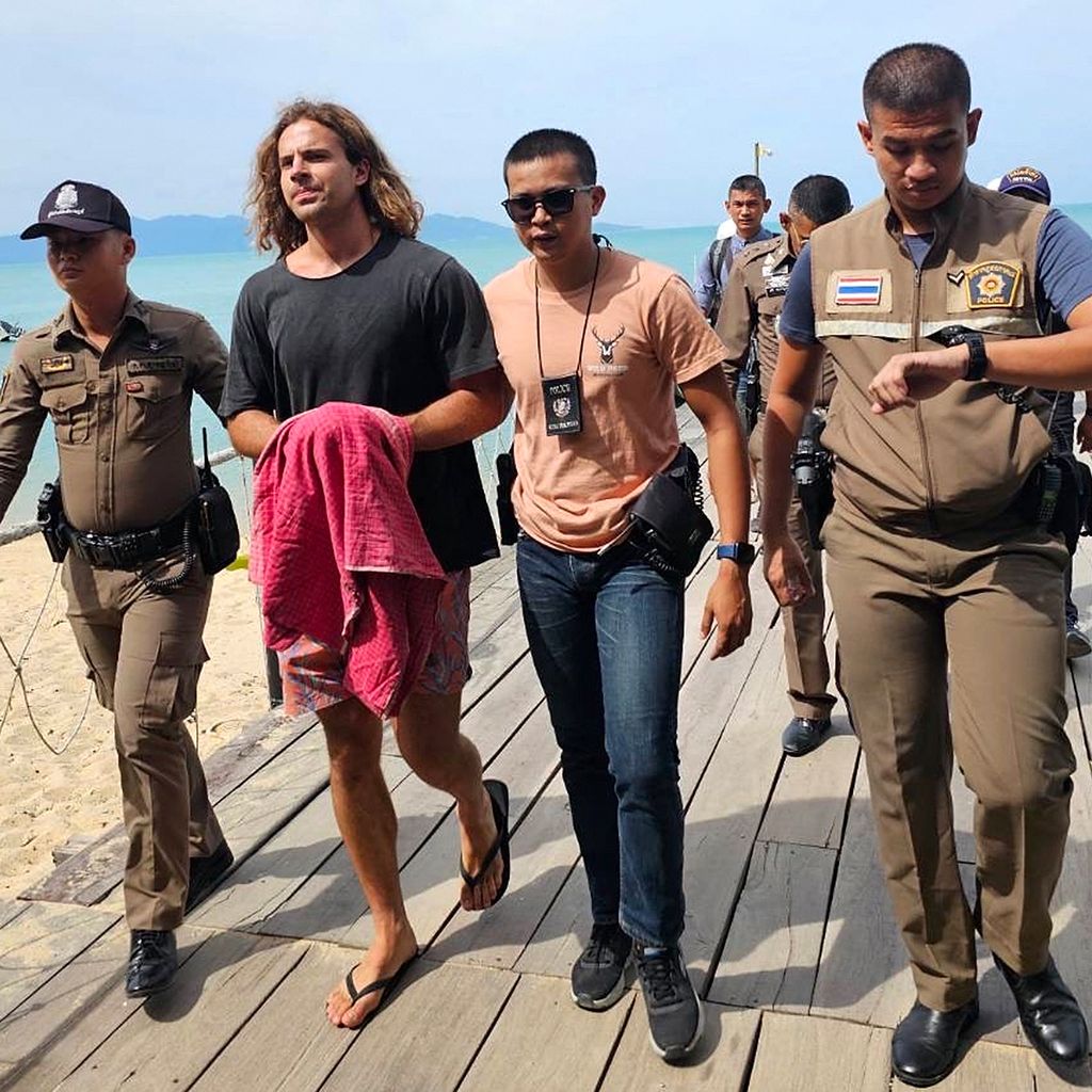 Daniel Sancho Bronchalo (Zweiter von links) in Thailand