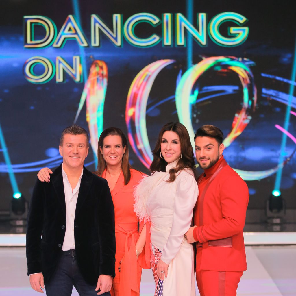 Daniel Weiss, Katarina Witt, Judith Williams und Cale Kalay in der ersten "Dancing on Ice"-Folge