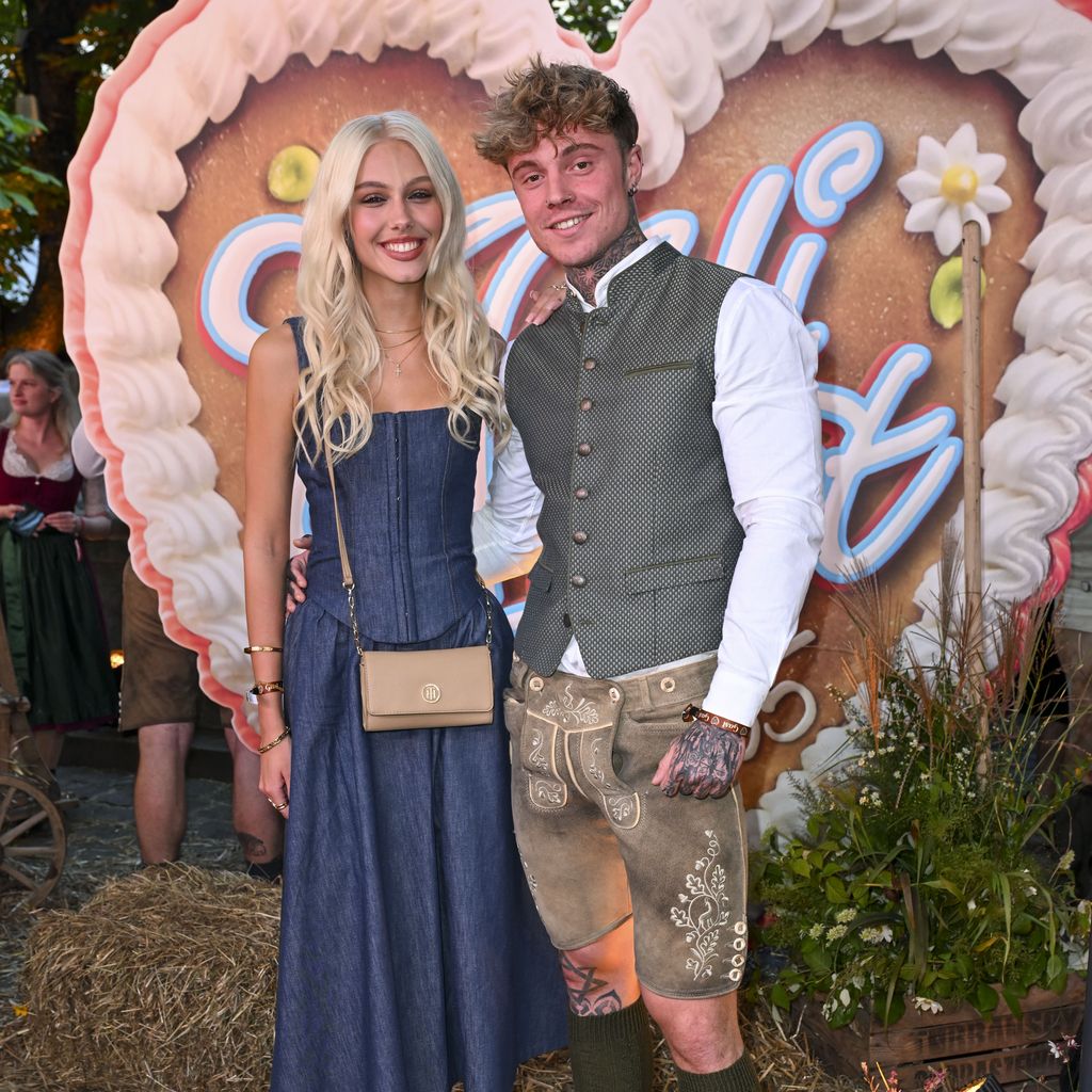 Daniela Djokic und Samuel Dohmen beim "Heidifest by Heidi Klum" im Hofbräuhaus München, September 2025