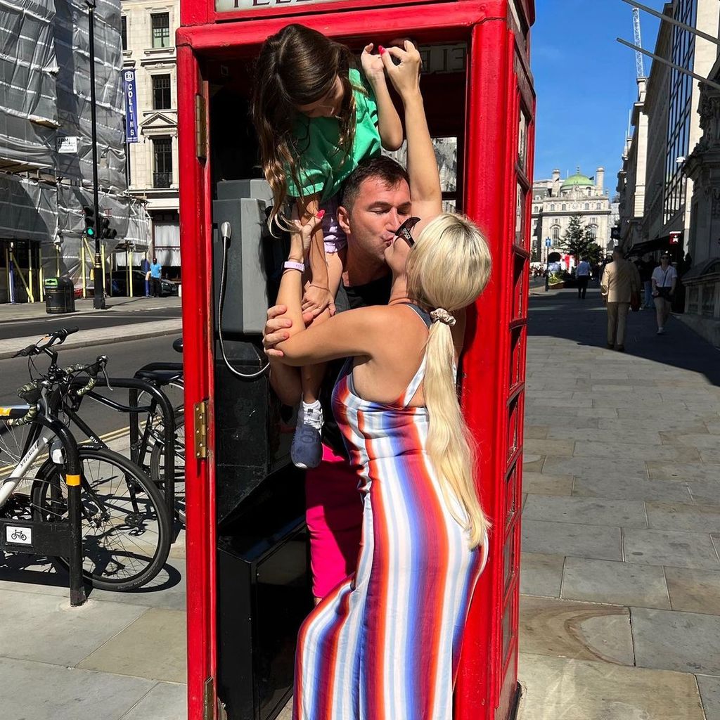 Daniela Katzenberger mit Ehemann Lucas Cordalis und Tochter Sophia in London