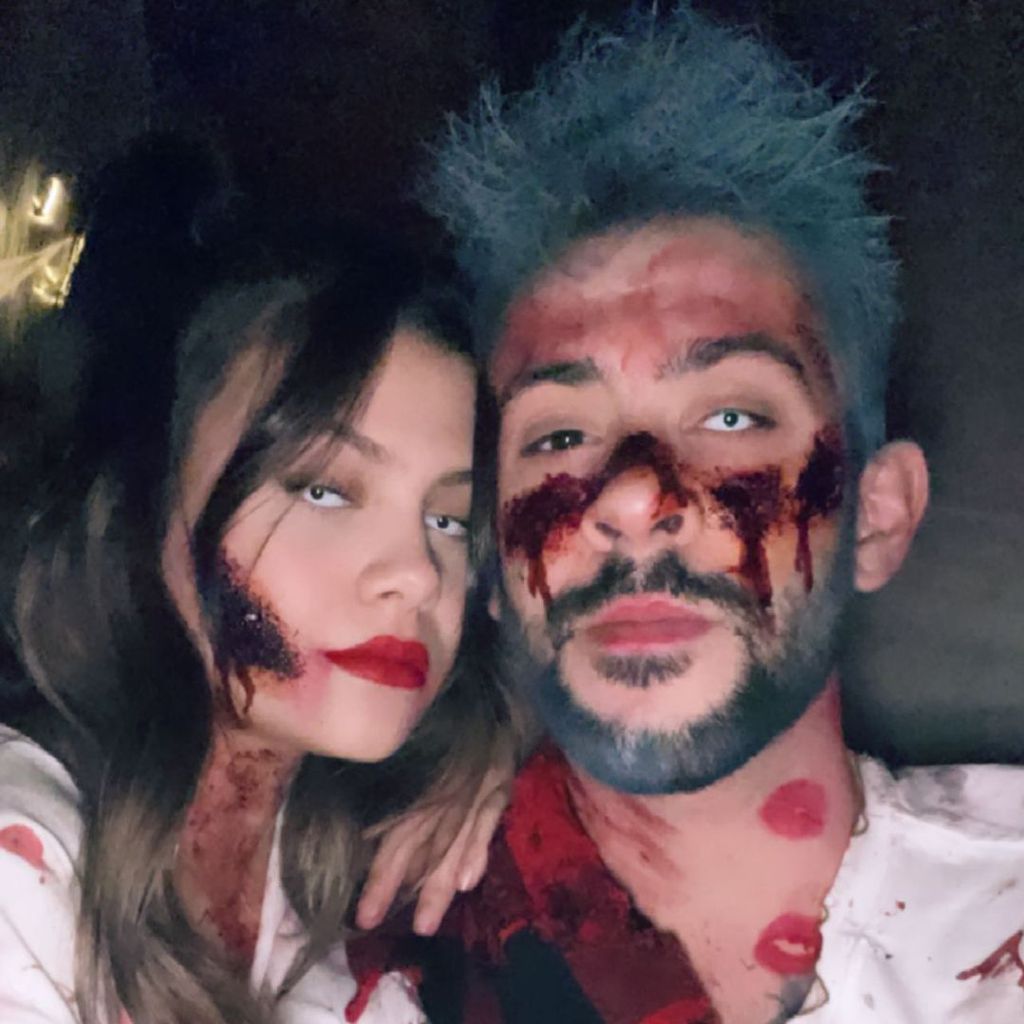 Daniele Negroni mit seiner Begleitung an Halloween 2021