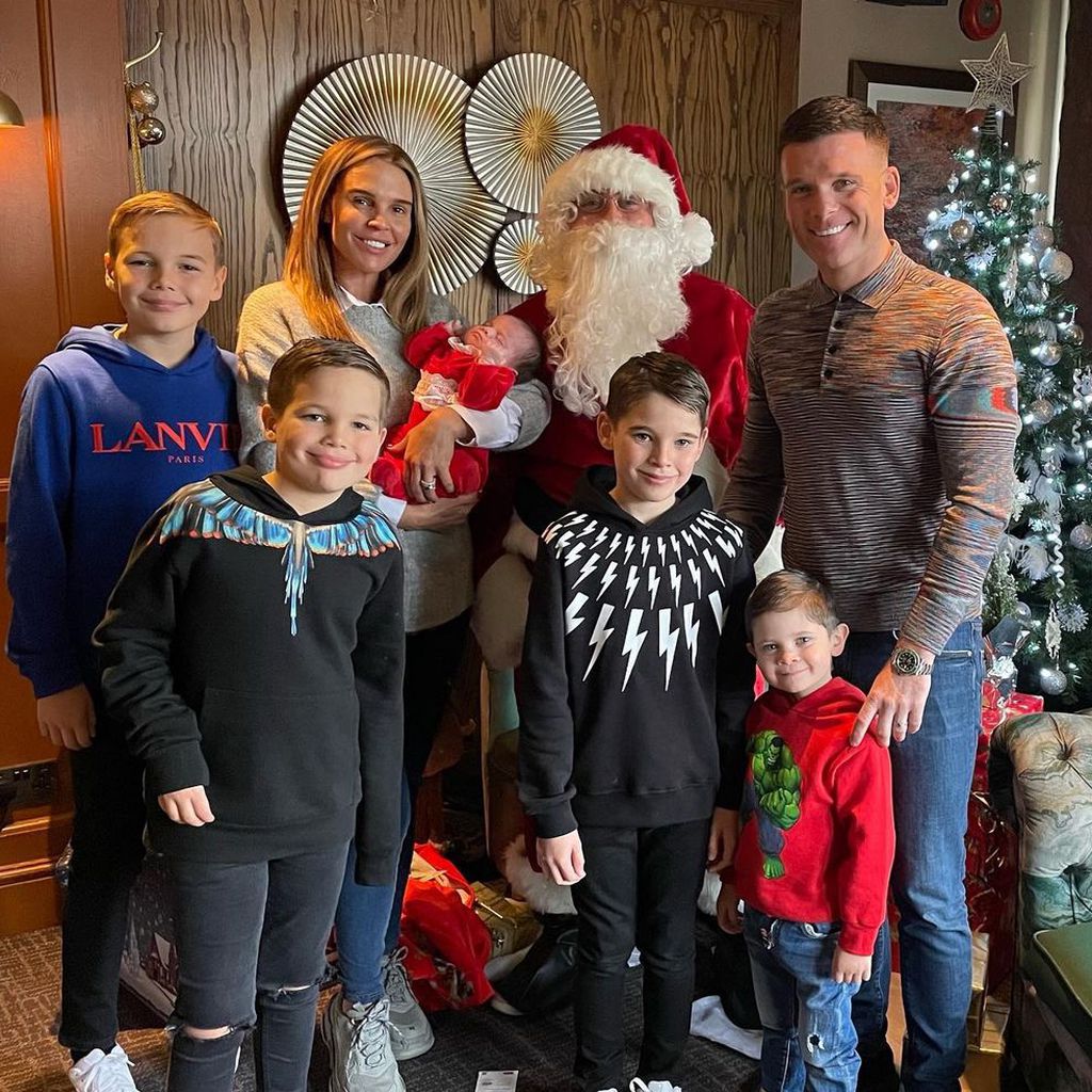 Danielle Lloyd mit ihrer Familie