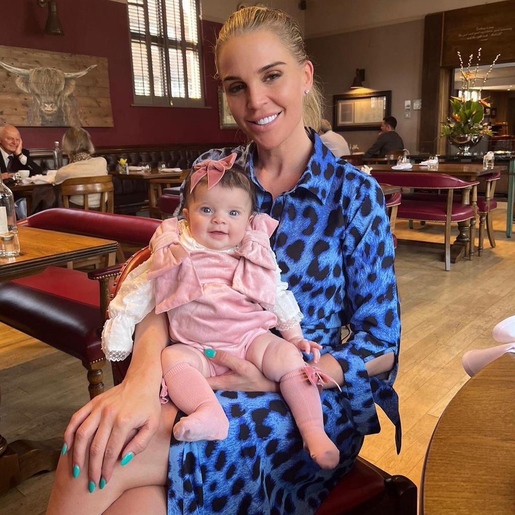 Danielle Lloyd mit ihrem Baby