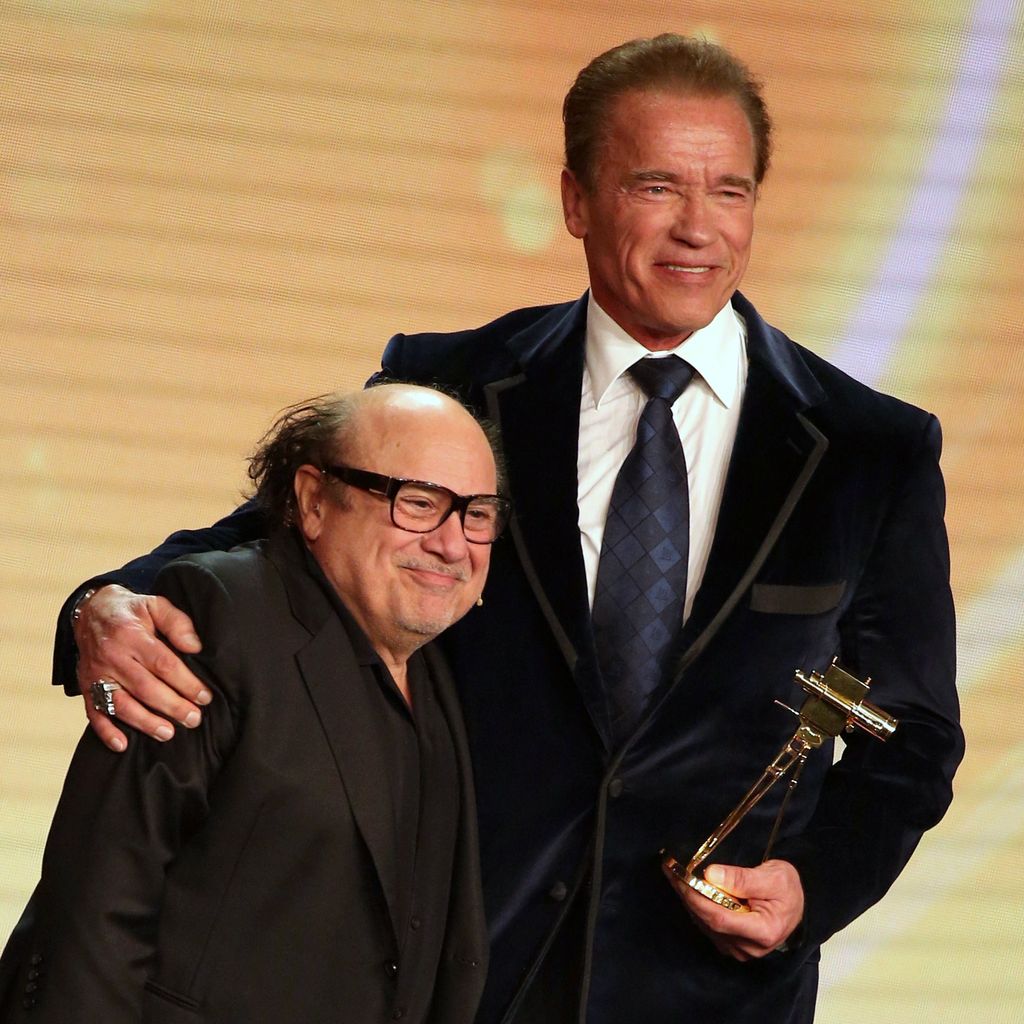 Danny DeVito und Arnold Schwarzenegger bei der Goldenen Kamera 2015