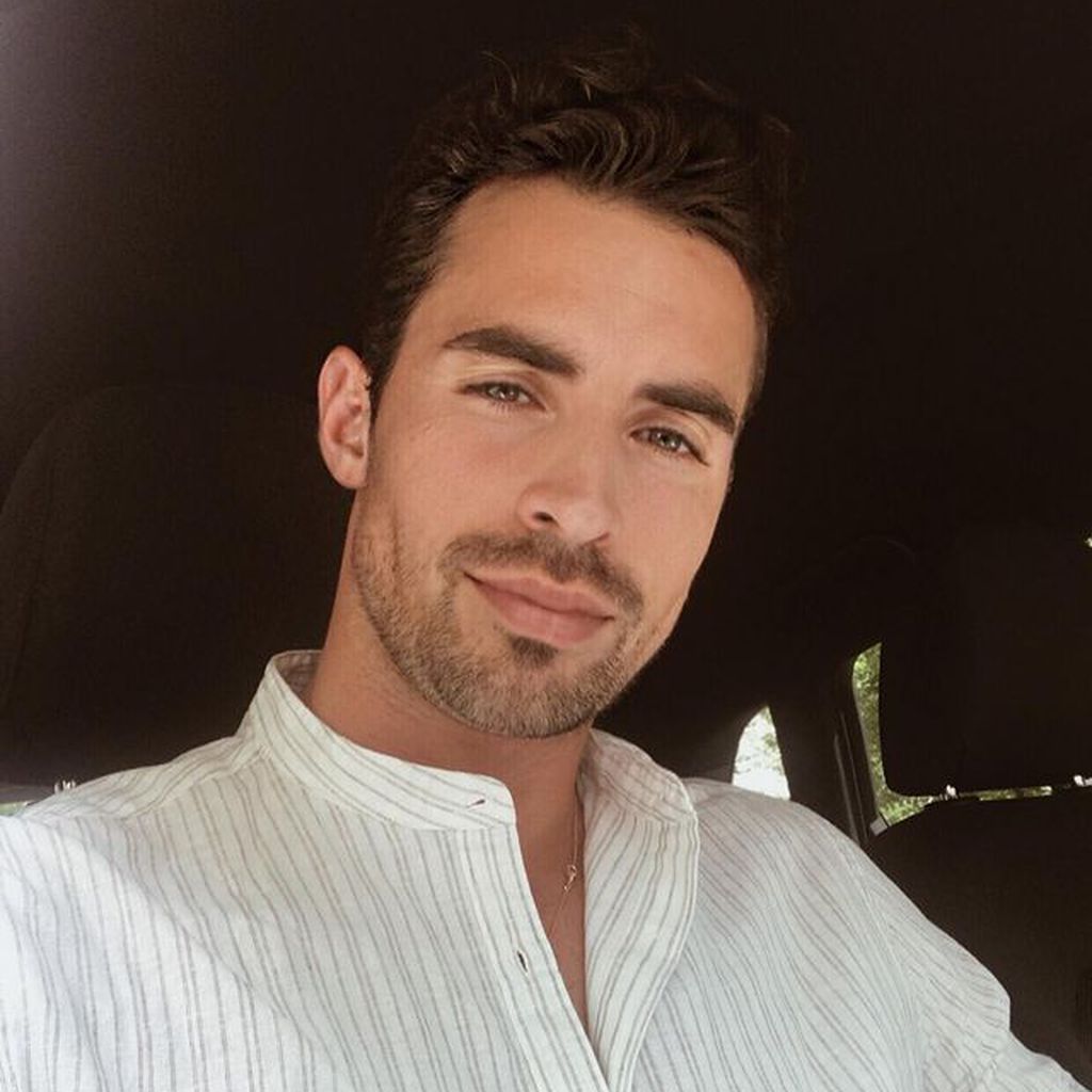 Dario Carlucci, Model